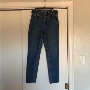 American Eagle Mom Jeans